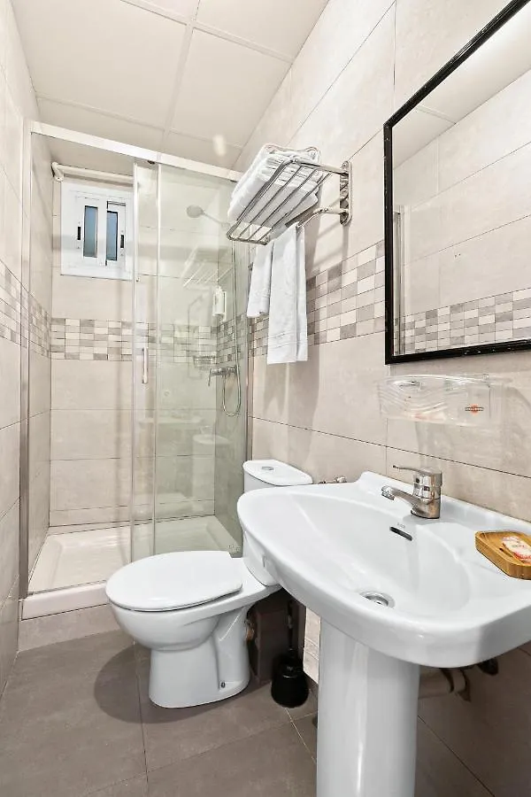 Guest house Hostal Santa Ana Barcelona Spain