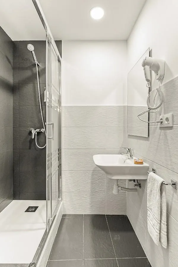 Hostal Santa Ana Barcelona Guest house