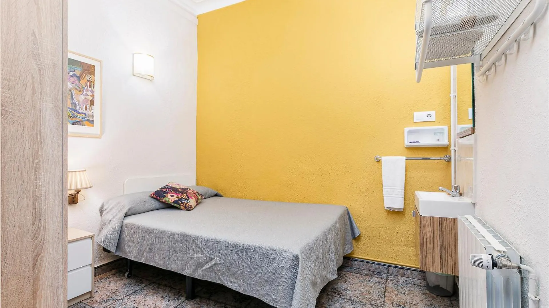 Hostal Santa Ana Barcelona Spain
