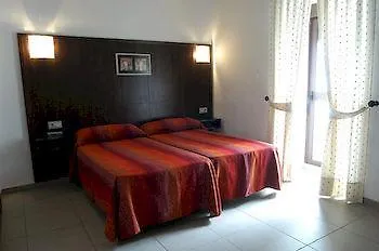Hostal Santa Ana Barcelona