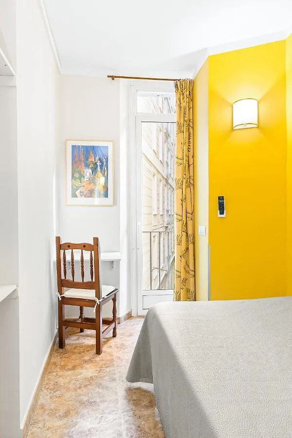 Hostal Santa Ana Barcellona 0*,  Spagna